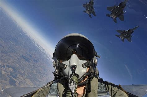 Fighter pilot - Wikipedia