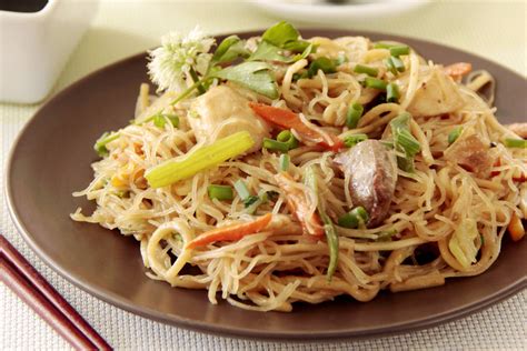 Pancit Miki Bihon for Fiesta Salu-Salos | Recipedia