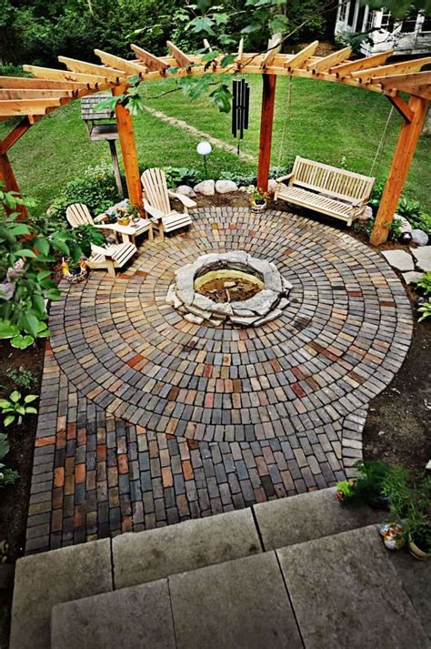 How to Be Creative with Stone Fire Pit Designs: Backyard DIY