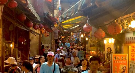 10 Things To Eat At Taiwan's Jiufen Old Street - Food Republic