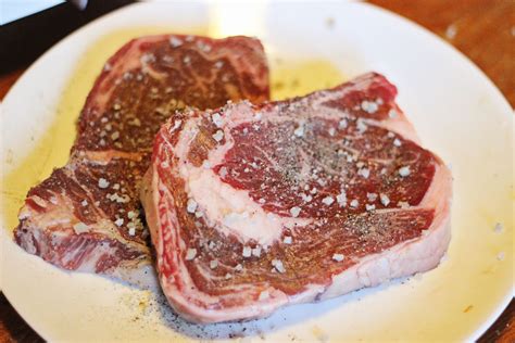 Chuck Eye Steak Recipe: The Poor Man's Ribeye | Chuck eye steak recipe ...