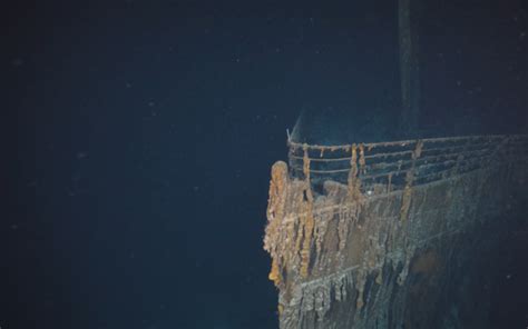 Search underway for missing submarine on voyage to see Titanic wreckage ...