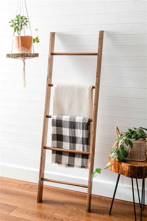 DIY Blanket Ladder - How To Build a Wooden Blanket Ladder - Quilt Ladder