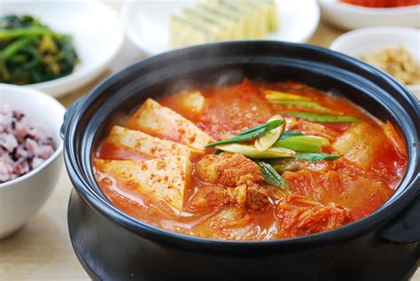 Kimchi JJigae (Kimchi Stew) - Korean Bapsang