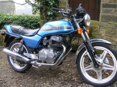 Honda CB250N 1978 - YouTube