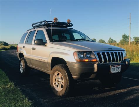 Lift kit is installed! : r/Jeep