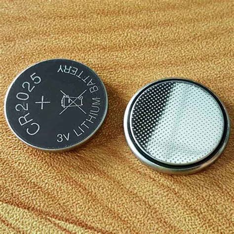 CR2025 3V Lithium Button Cell Battery