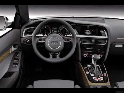 Audi A5 Cabriolet (2012) - Interior | Caricos