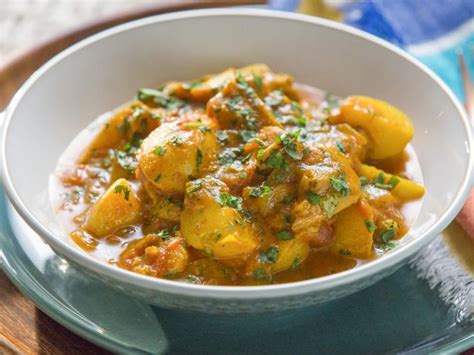 Chicken Curry with Potatoes Recipe | Tia Mowry | Food Network