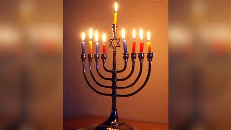 Hanukkah 2020 FAQS on Candles: 'What Do the 8 Candles of Hanukkah Mean ...