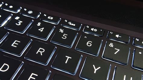 How to Turn on the Keyboard Light on an HP Laptop