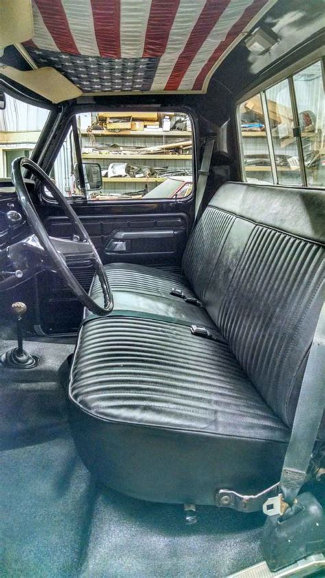 Nathan Shaw 1977 Ford F250 Finished Interior - LMC Truck Life