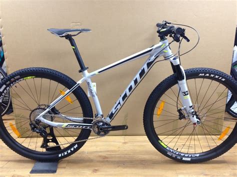 Scott Scale 940 2017 29er Mountain bike | Damian Harris Cycles | E-bike ...