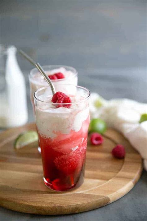 Raspberry Italian Soda - LemonsforLulu.com