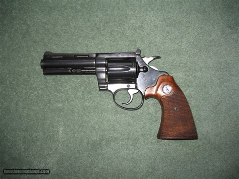 COLT DIAMONDBACK 22LR