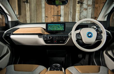 BMW i3 Interior & Infotainment | Carwow