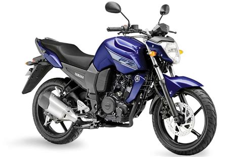 Yamaha FZ16 Front 3-Quarter 'Blue'