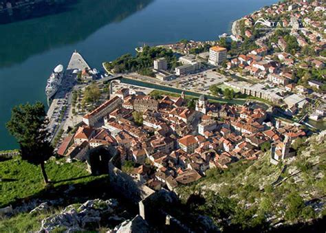 Old Town Kotor, Excursion to old town protected by city walls