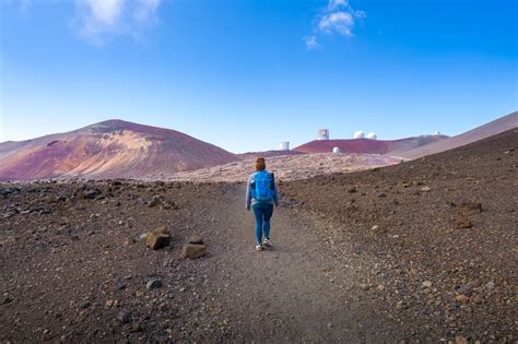 Mauna Kea Hike: Everything You Need to Know About Hiking the Tallest ...