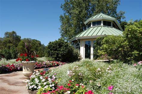 Green Bay Botanical Garden - Green Bay, WI - Wedding Venue