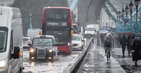 Is London prepared for flooding with 200,000 properties at risk ...