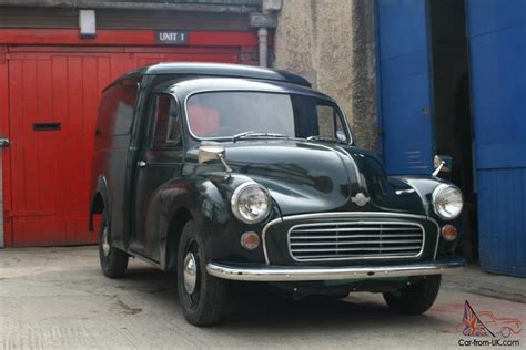 Morris 1000 van, 1967, British racing green,