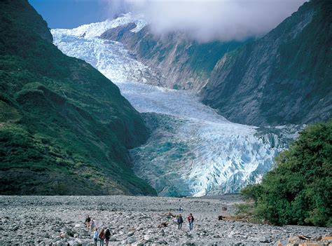 13 Times New Zealand's South Island Took Scenery Too Damn Far