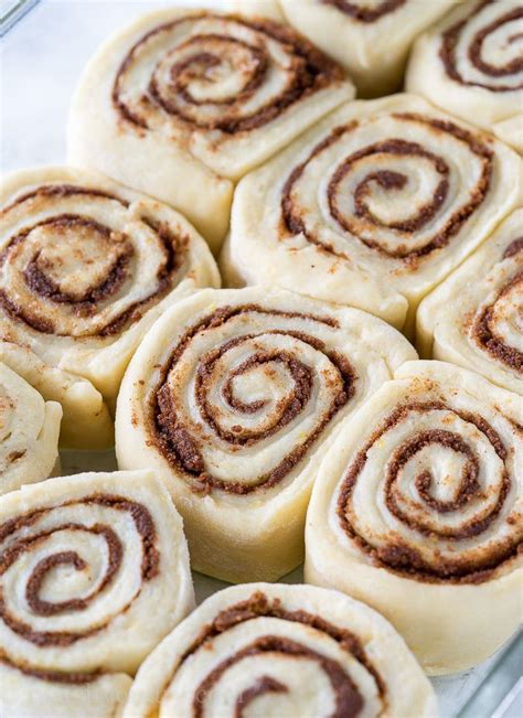 Super Easy Cinnamon Rolls Recipe | Receta | Comida, Roles de canela ...