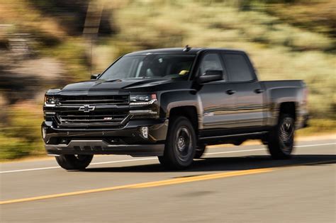 2017 Chevrolet Silverado 1500 Z71 4WD First Test Review