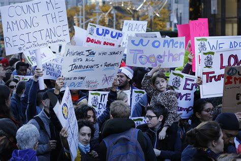 Scenes From Five Days of Anti-Trump Protests Across a Divided Nation ...