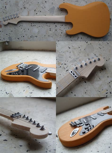 Frank Zappa Performance Guitars Stratocaster - Mini Guitar ...