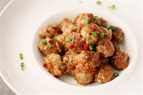 Naughty Carbs: Spicy Turkey Meatballs (Low Carb/Low Fat)