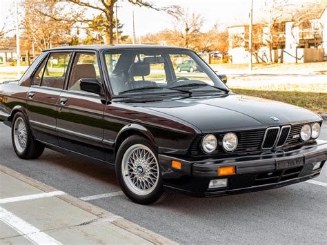 BMW 5 Series - E28 Market - CLASSIC.COM