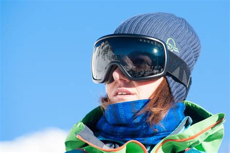 8 Best Snowboard Goggles - Top Picks & Buying Guide