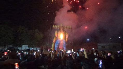 Hyderabad: దసరా వేడుకలు.. రావణ దహనం.. ఫొటోలు | ravana dahan in telugu ...