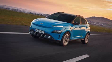 Hyundai Kona Electric 39 kWh (2021-2023) price and specifications - EV ...