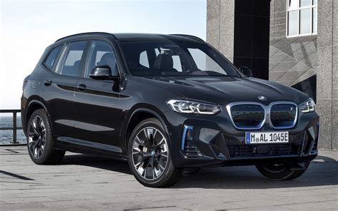 BMW ix3 elétrico tem facelift e autonomia chega a 460 km