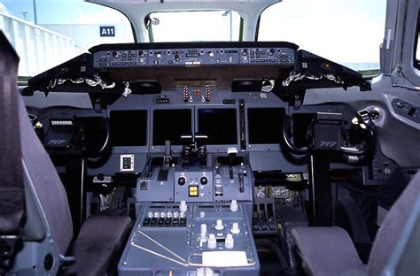 Cool Jet Airlines: Boeing 717 cockpit