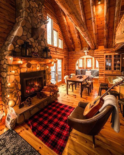 A warm cabin : r/CozyPlaces