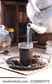 Kopi Tubruk Typical Indonesian Coffee Drink Stock Photo 2256148829 ...