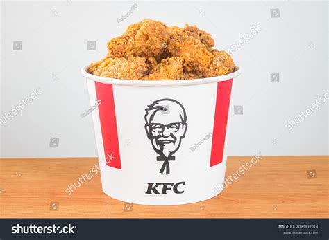 [20+] KFC Chicken Wallpapers | WallpaperSafari