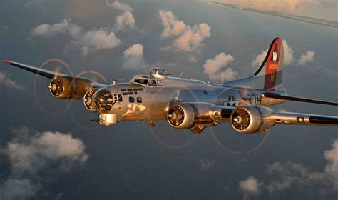 Tremendous Shiny B-17 Rumbles Its Smokey Engine - World War Wings