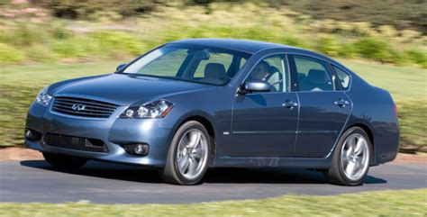 Infiniti M hybrid coming in 2010