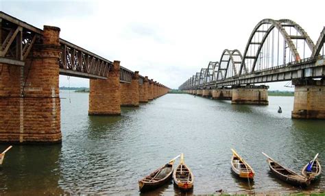 Godavari River, Rajahmundry - Holidify