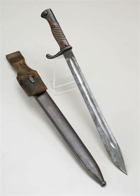 Clubs and Blades - German Bayonet | Canada and the First World War