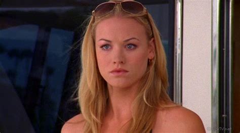 Chuck 1x11 - Yvonne Strahovski Image (19725337) - Fanpop