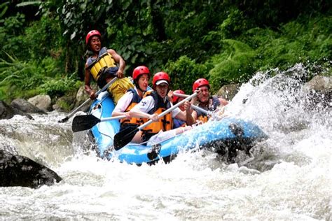 Tempat Wisata Di Bali : Arung Jeram Sungai Telaga Waja Bali