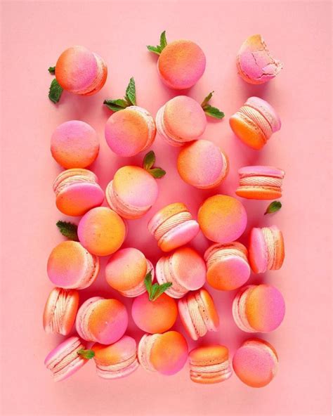 Super pretty macarons | Cute desserts, Macaroons, Macarons