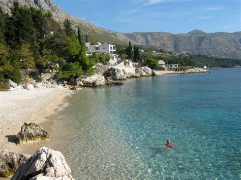 Mlini beach 🏖️ Srebreno, Dubrovnik-Neretva, Croatia - detailed features ...