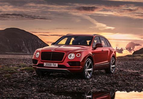 Bentley Bentayga V8 variant unveiled with 405kW | PerformanceDrive